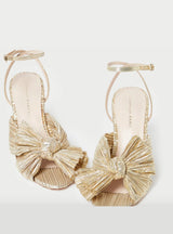 Camellia Sandale Brautschuh mit Absatz und Knöchelriemen in gold